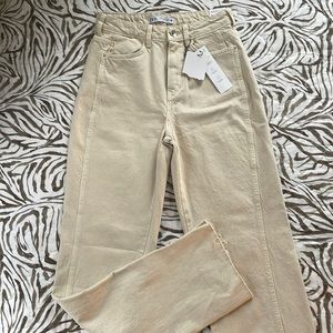 Zara High Rise Jean / Size 2 / Straight Fit / Long Length